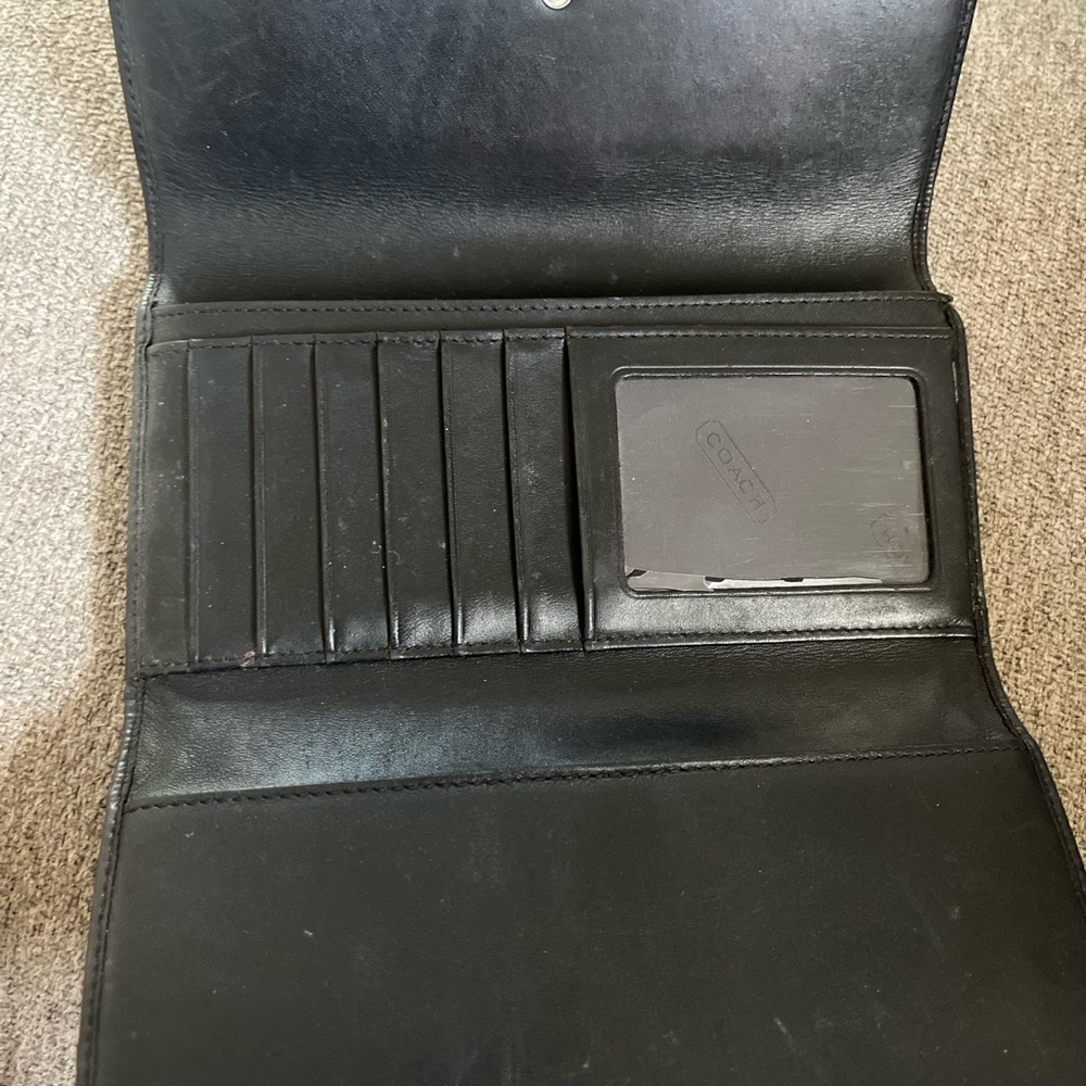 Coach Wallet - Picture 4 of 5